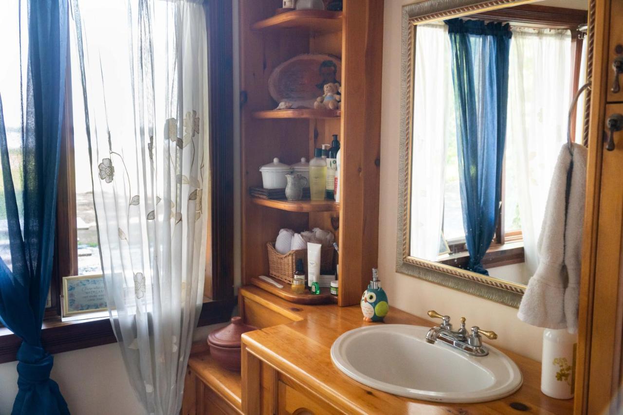 Gite O'Bordeleau (Adults Only) Luskville Esterno foto